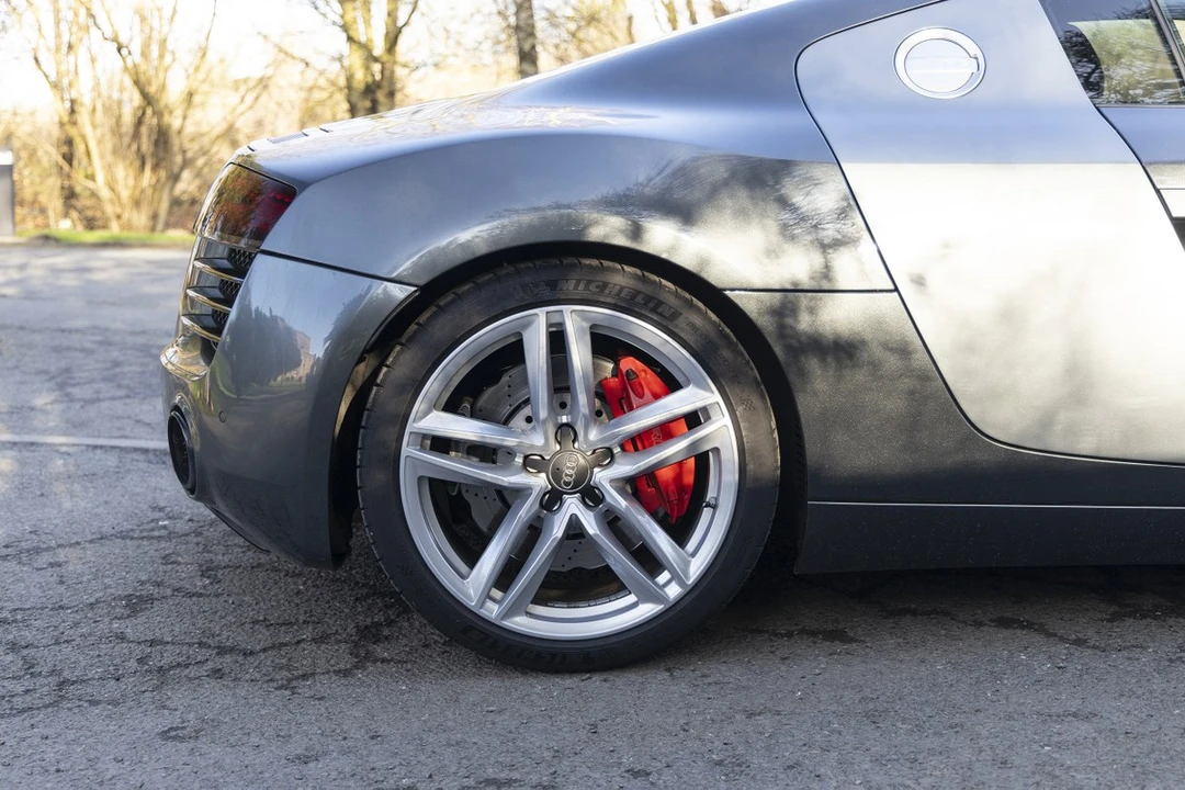 2013 Audi 42 R8 - Image 11 of 31
