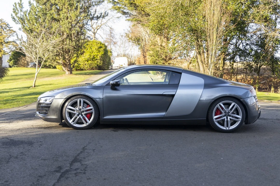 2013 Audi 42 R8 - Image 7 of 31