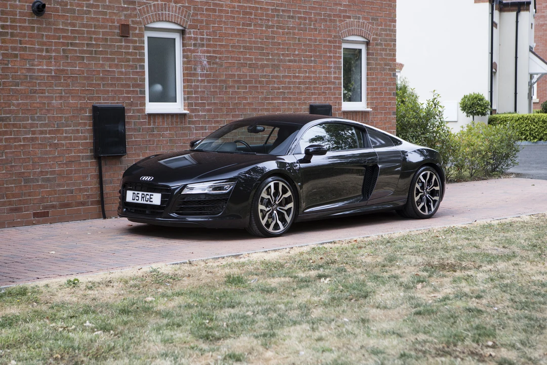 2013 Audi 42 R8 - Image 9 of 31
