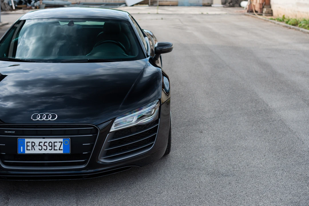 2013 Audi 42 R8 - Image 12 of 31