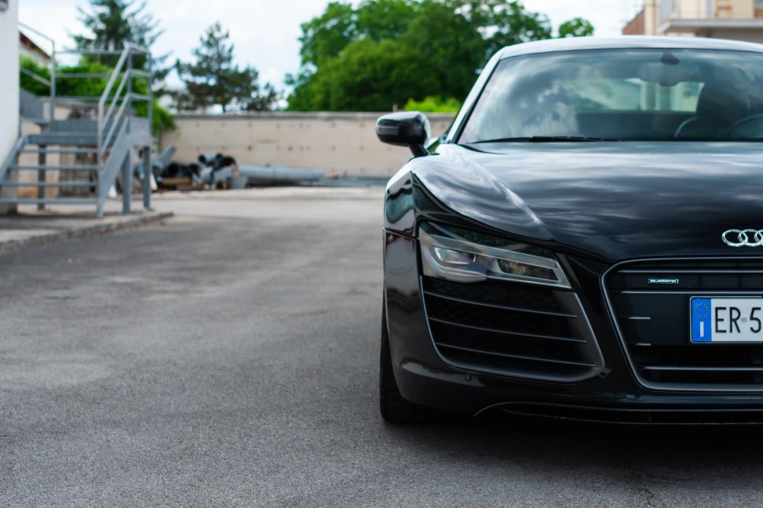2013 Audi 42 R8 - Image 14 of 31