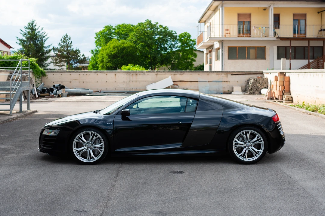 2013 Audi 42 R8 - Image 8 of 31