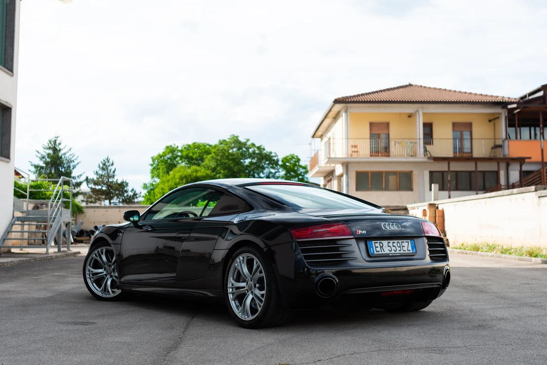 2013 Audi 42 R8 - Image 7 of 31