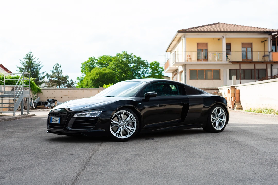 2013 Audi 42 R8 - Image 9 of 31