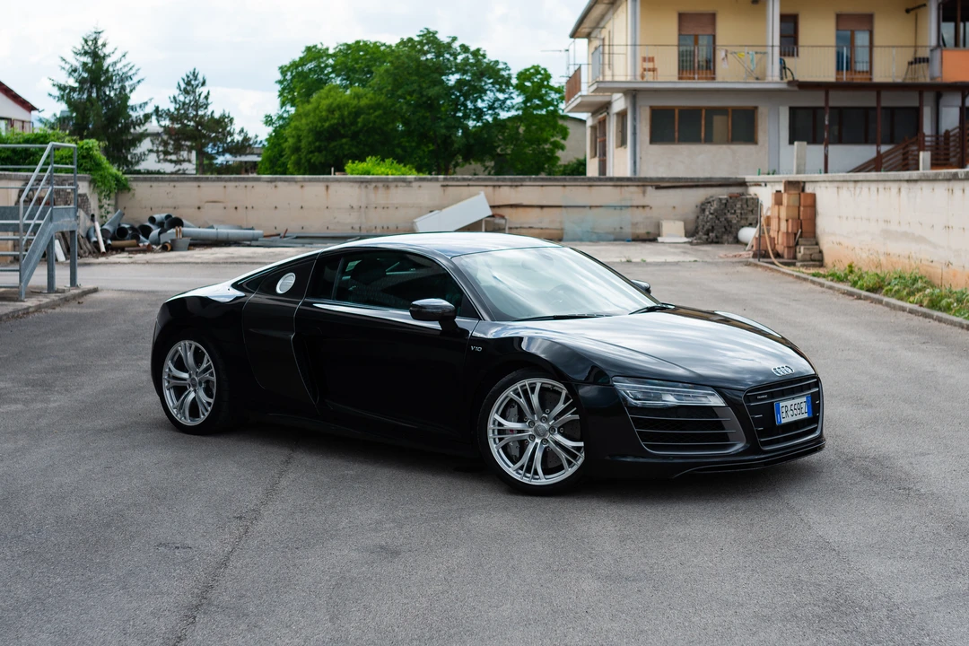 2013 Audi 42 R8 - Image 3 of 31