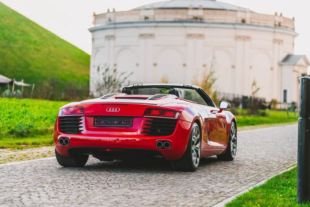 2013 Audi 42 R8 - Image 16 of 31
