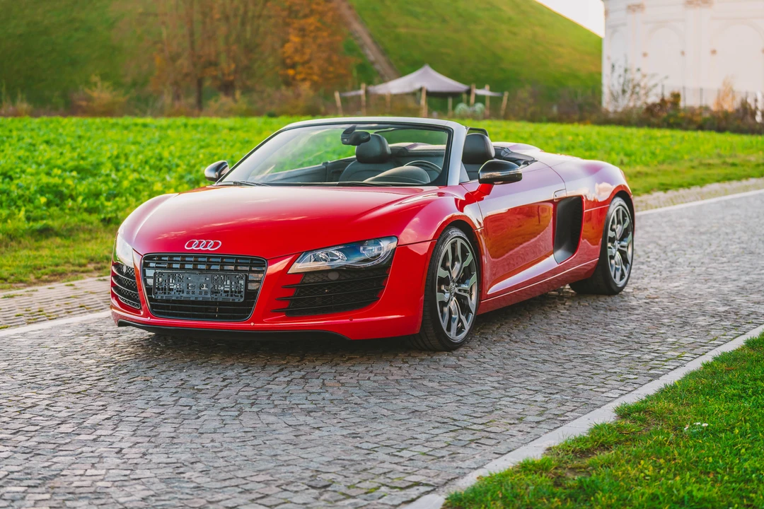 2013 Audi 42 R8 - Image 4 of 31