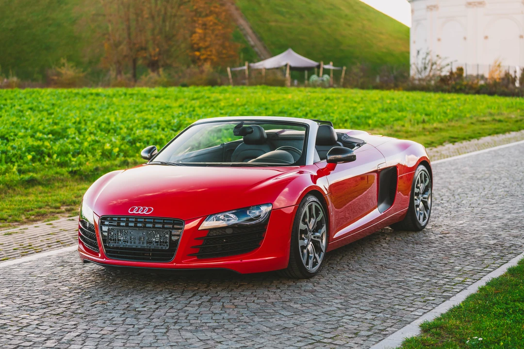 2013 Audi 42 R8 - Image 12 of 31