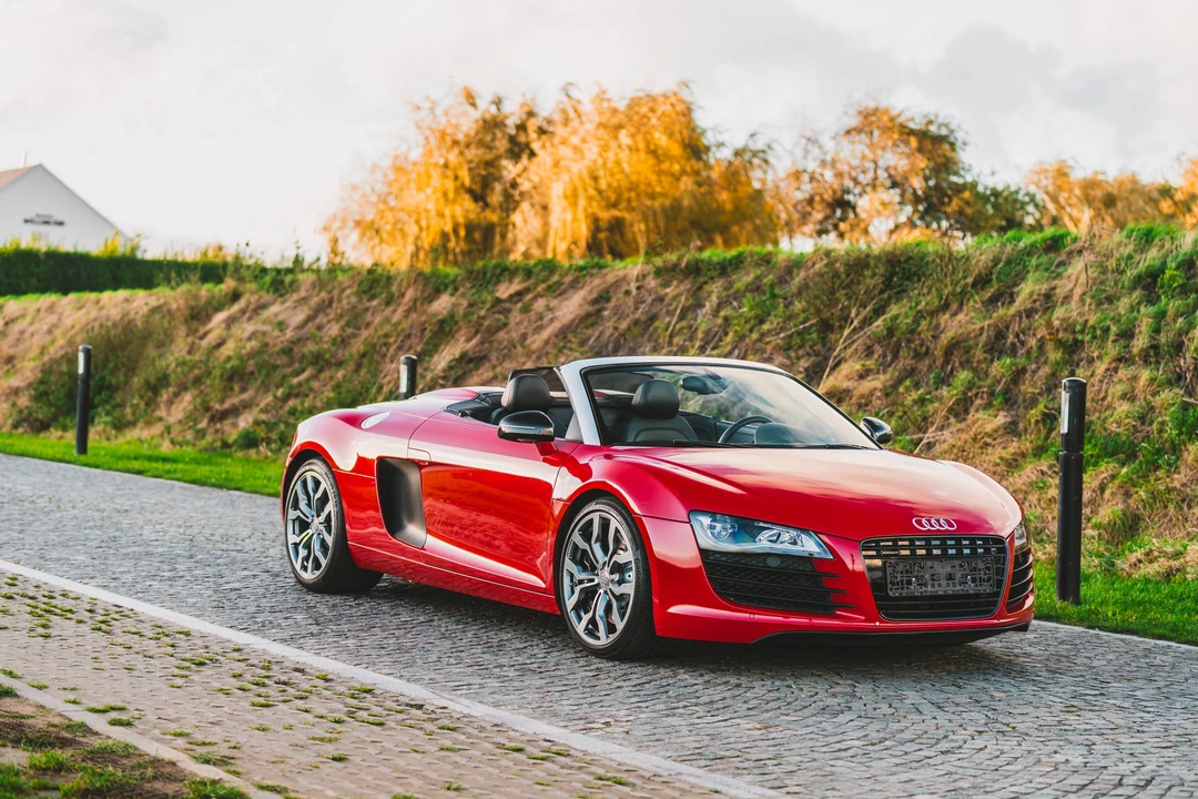 2013 Audi 42 R8 - Image 10 of 31