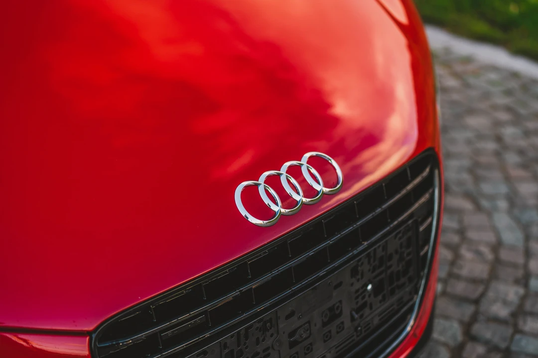 2013 Audi 42 R8 - Image 29 of 31
