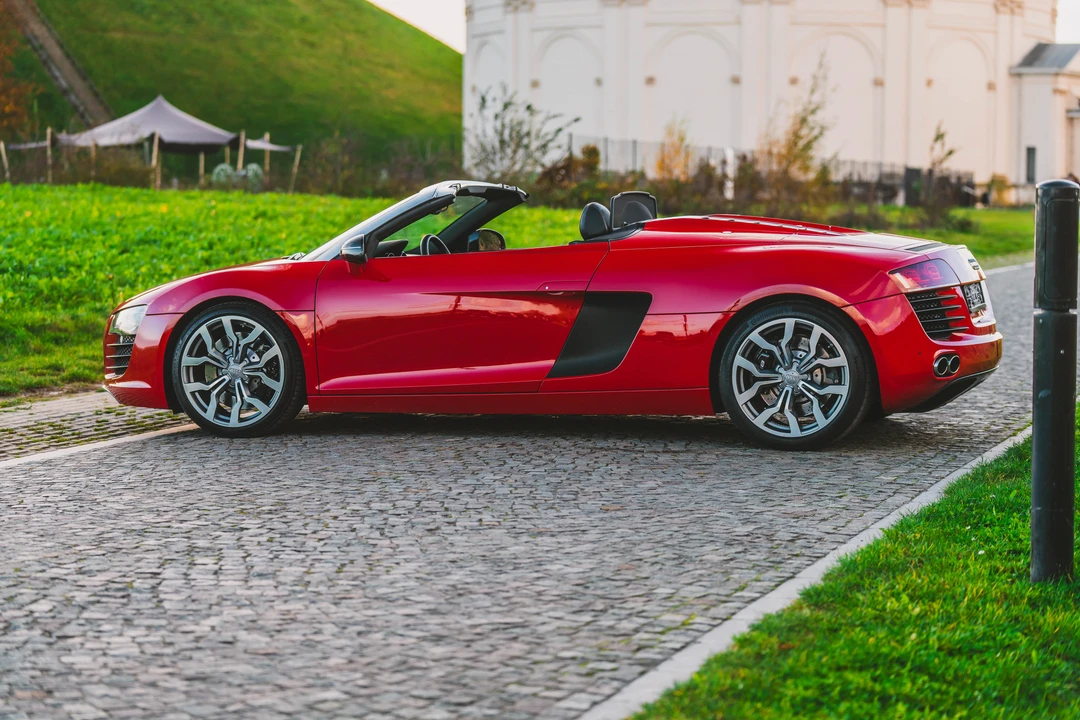 2013 Audi 42 R8 - Image 5 of 31