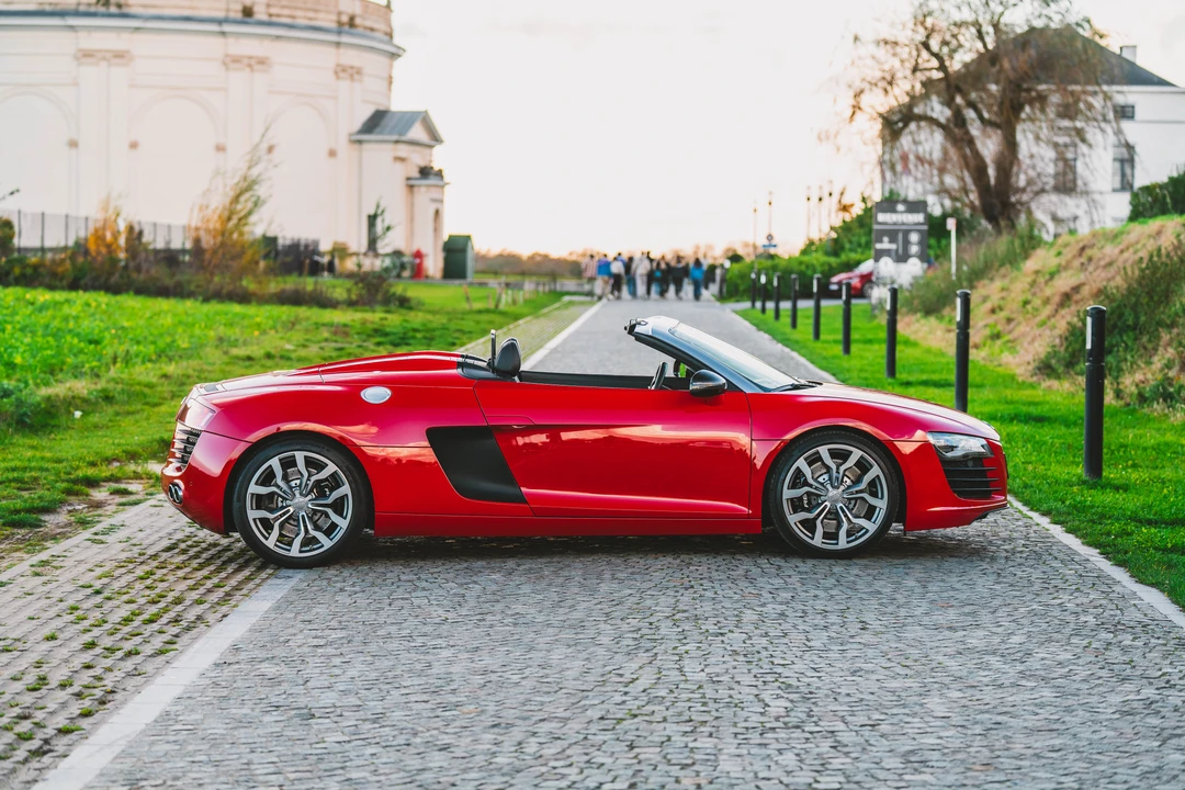 2013 Audi 42 R8 - Image 17 of 31