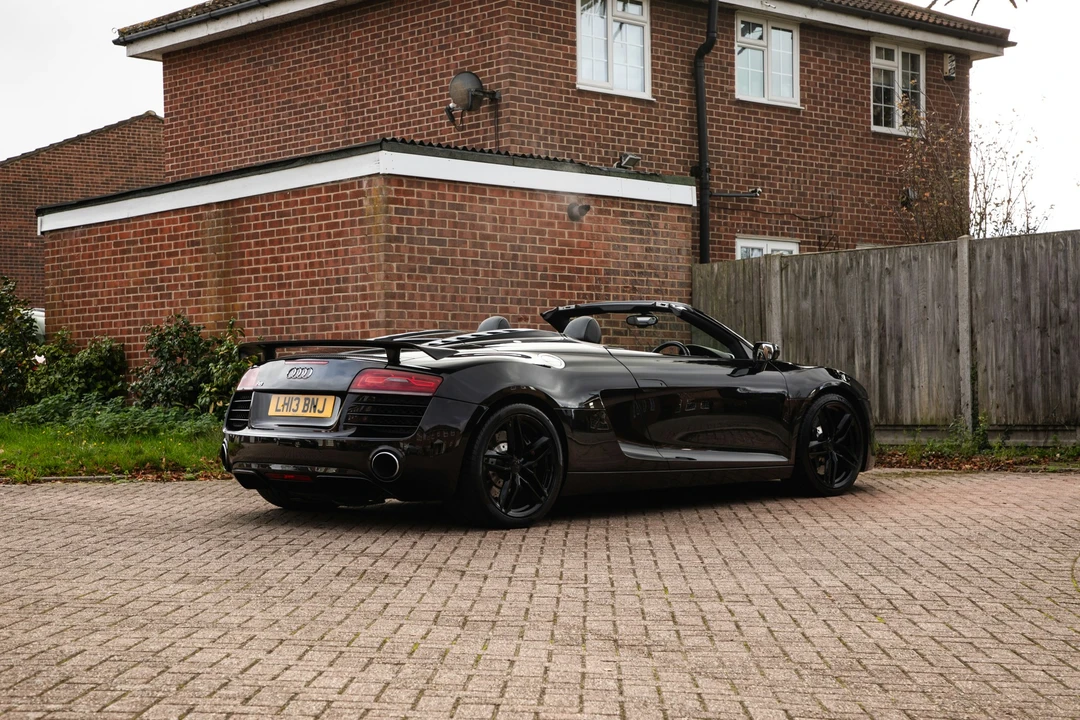 2013 Audi 42 R8 - Image 7 of 21