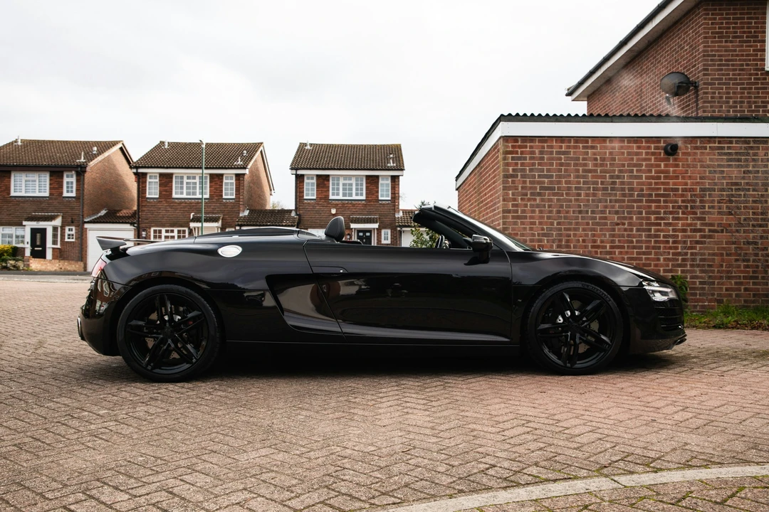 2013 Audi 42 R8 - Image 8 of 21