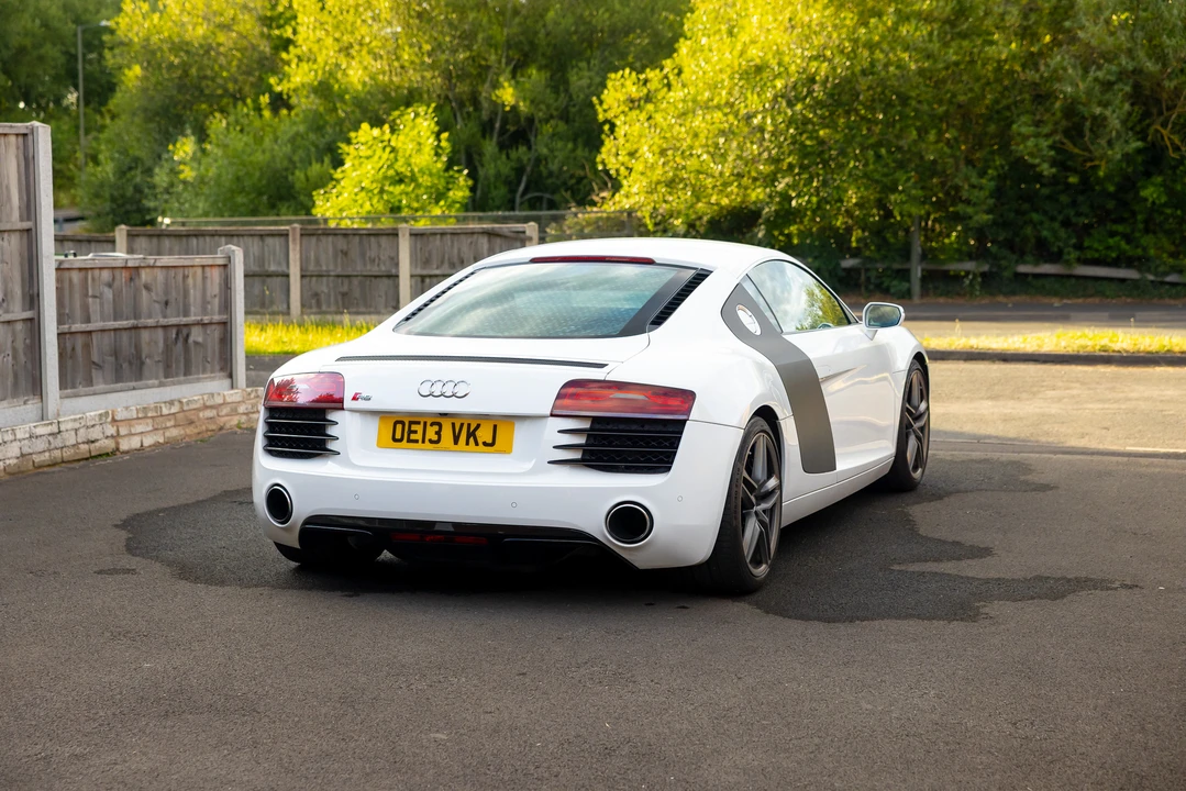 2013 Audi 42 R8 - Image 7 of 31