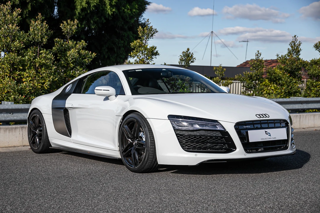 2013 Audi 42 R8 - Image 9 of 31