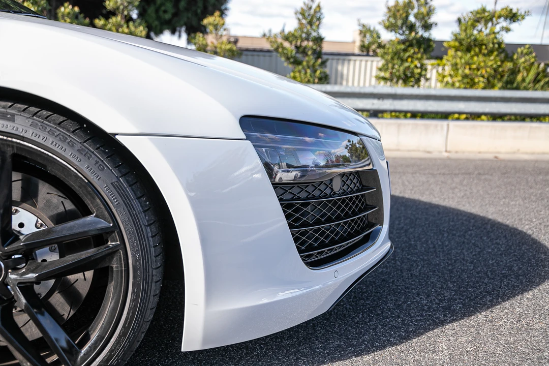 2013 Audi 42 R8 - Image 28 of 31