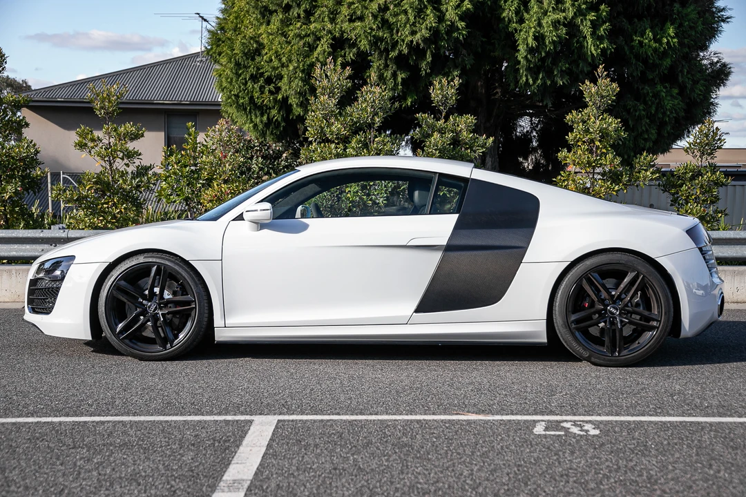 2013 Audi 42 R8 - Image 4 of 31