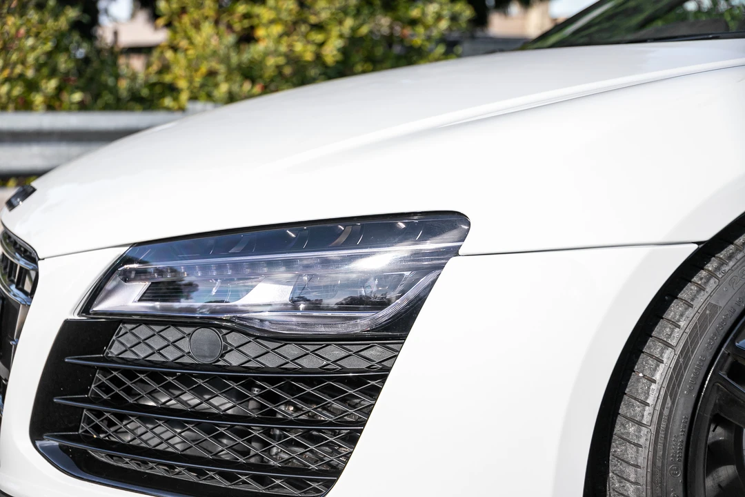 2013 Audi 42 R8 - Image 11 of 31