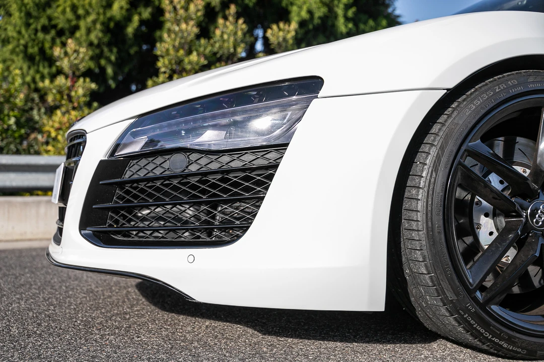 2013 Audi 42 R8 - Image 12 of 31