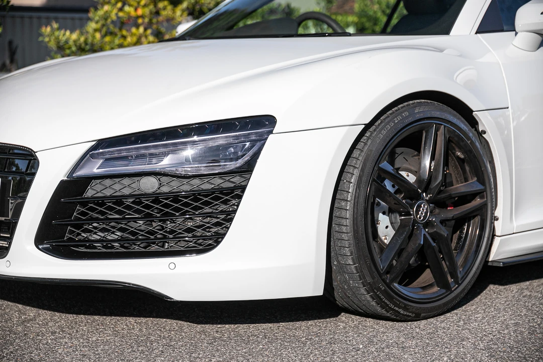 2013 Audi 42 R8 - Image 13 of 31