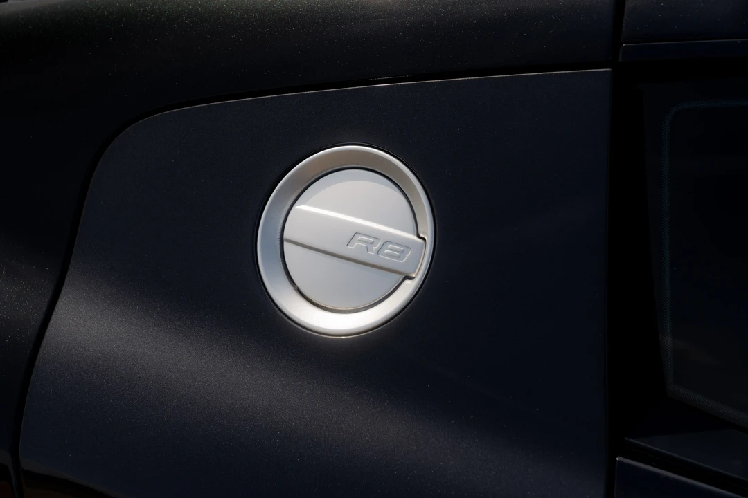 2013 Audi 42 R8 - Image 11 of 31