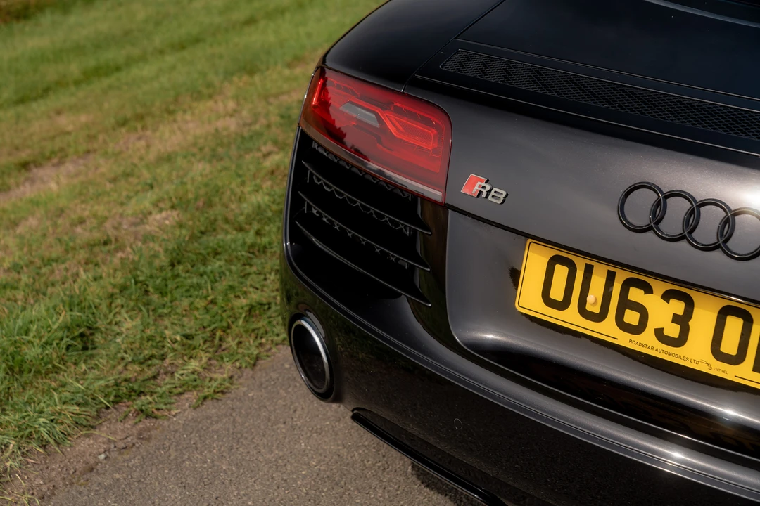 2013 Audi 42 R8 - Image 13 of 31