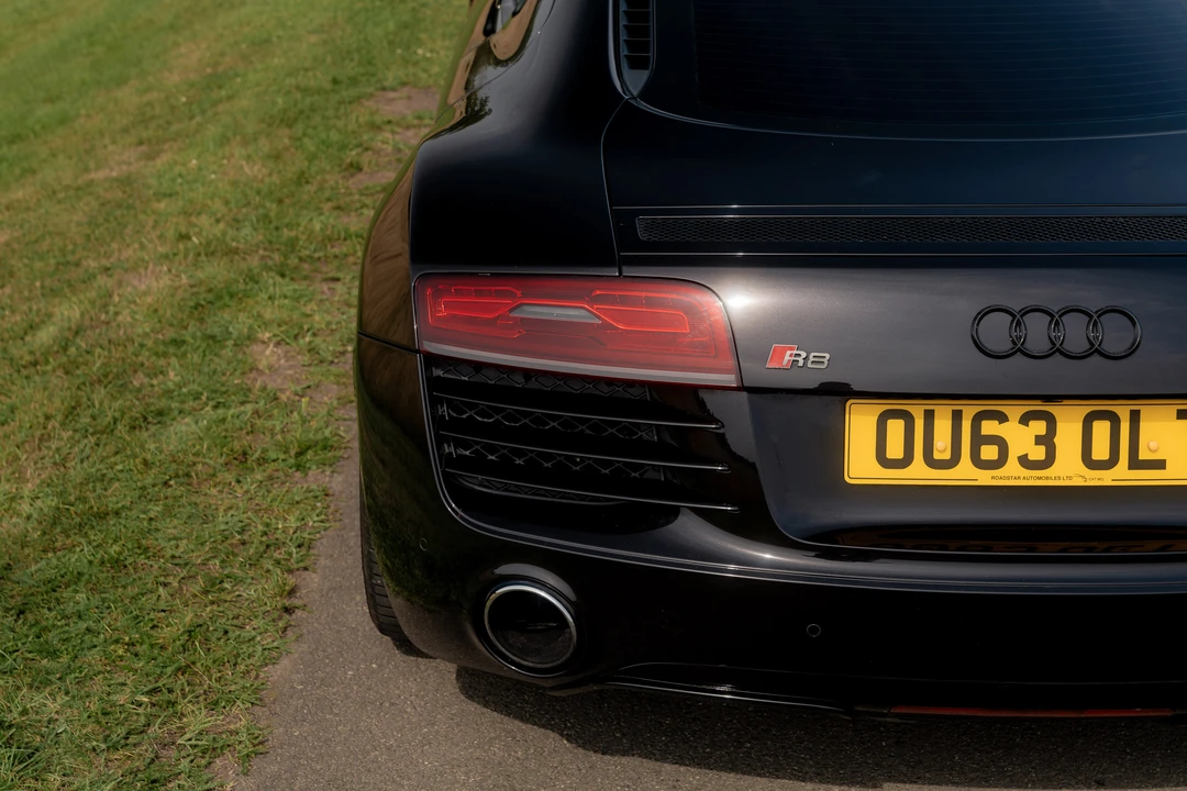 2013 Audi 42 R8 - Image 17 of 31