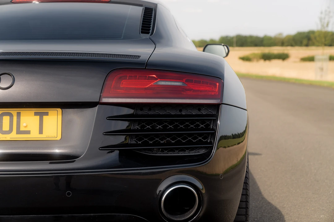 2013 Audi 42 R8 - Image 20 of 31