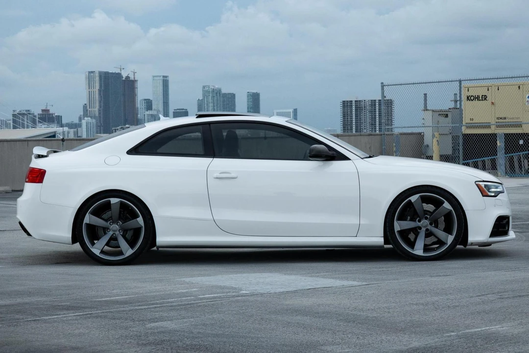 2013 Audi B8 RS5 - Image 8 of 31