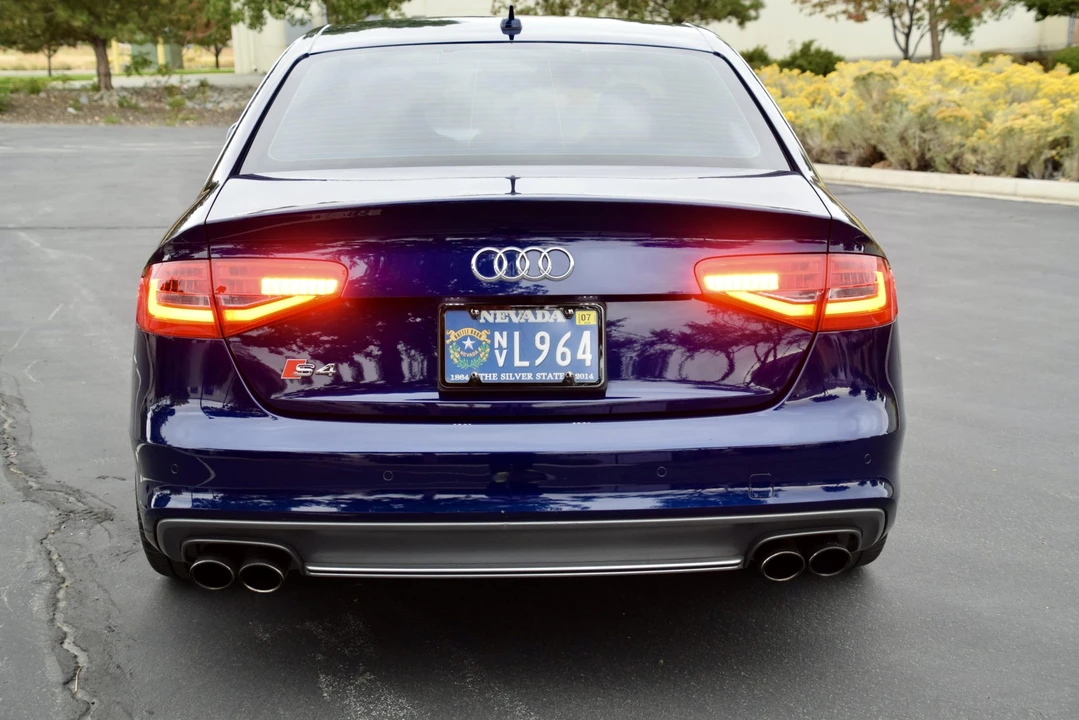 2013 Audi B8 S4 - Image 12 of 31