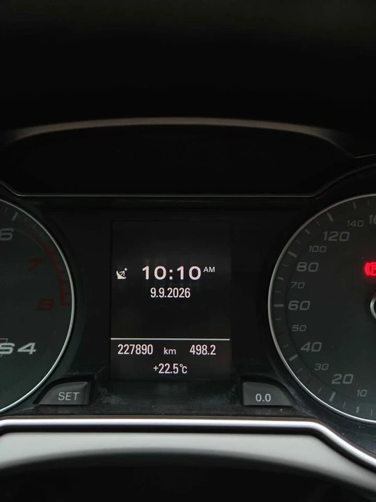 2013 Audi B8 S4 - Image 9 of 9
