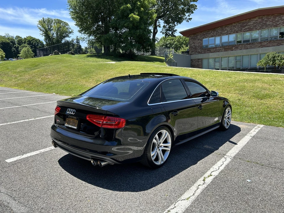 2013 Audi B8 S4 - Image 6 of 31