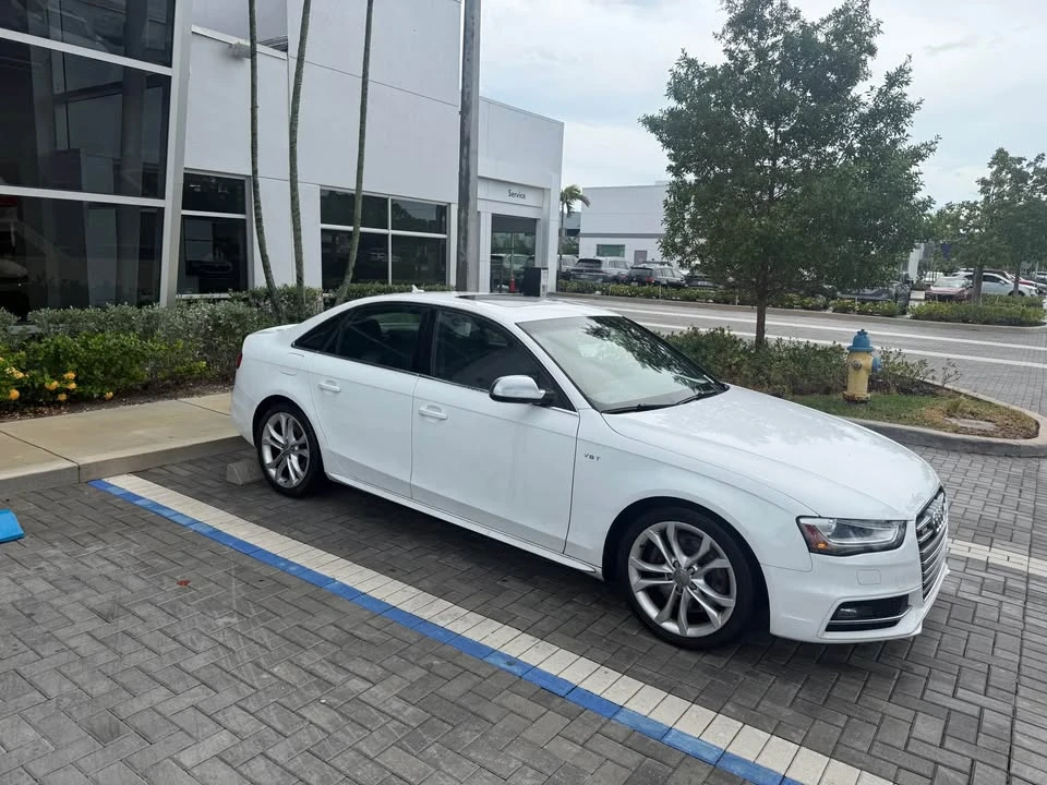 2013 Audi B8 S4 - Image 3 of 11