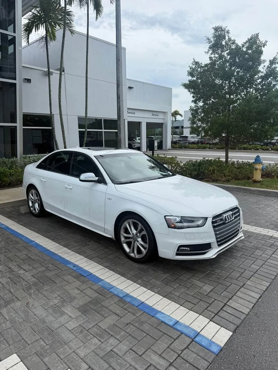 2013 Audi B8 S4 - Image 2 of 11