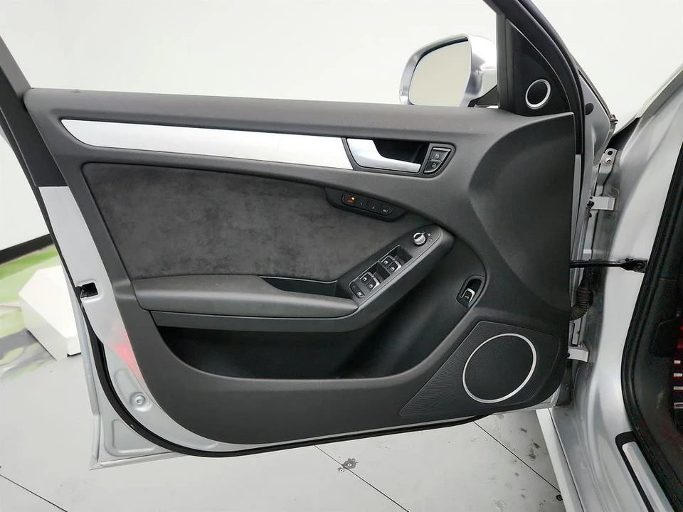 2013 Audi B8 S4 - Image 23 of 31