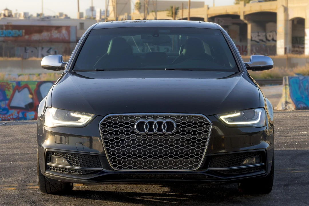 2013 Audi B8 S4 - Image 2 of 31