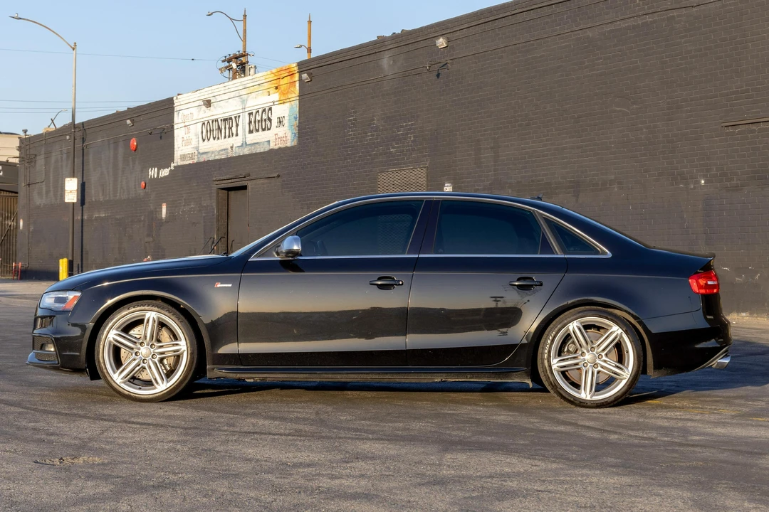 2013 Audi B8 S4 - Image 3 of 31