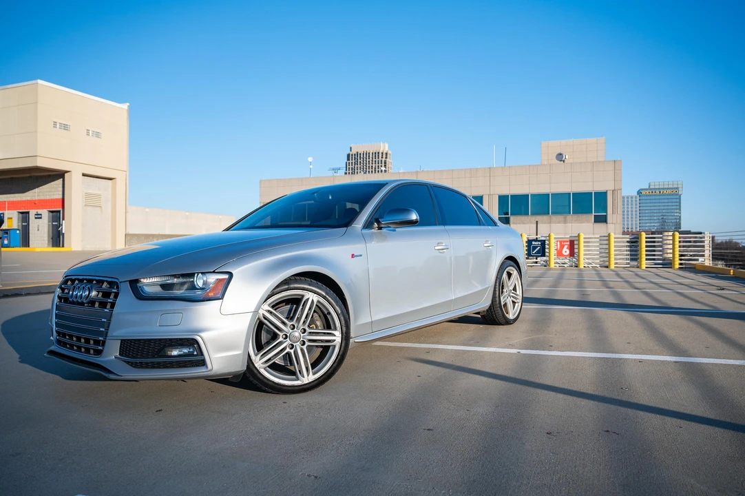 2013 Audi B8 S4 - Image 8 of 31