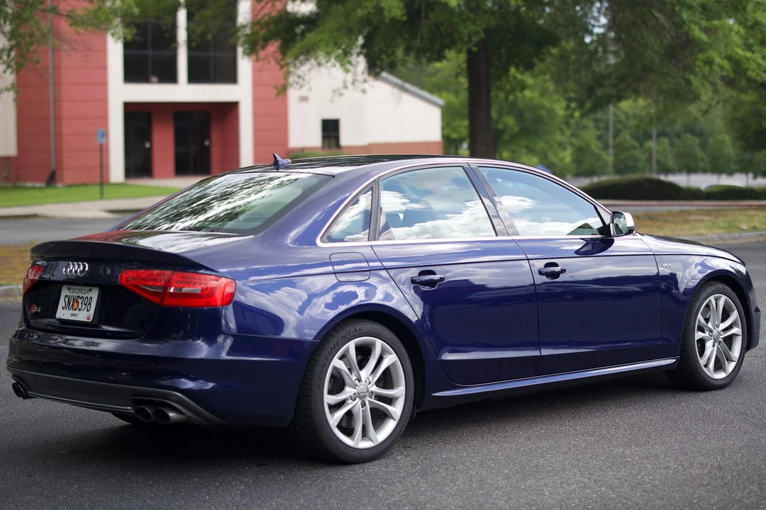 2013 Audi B8 S4 - Image 4 of 31