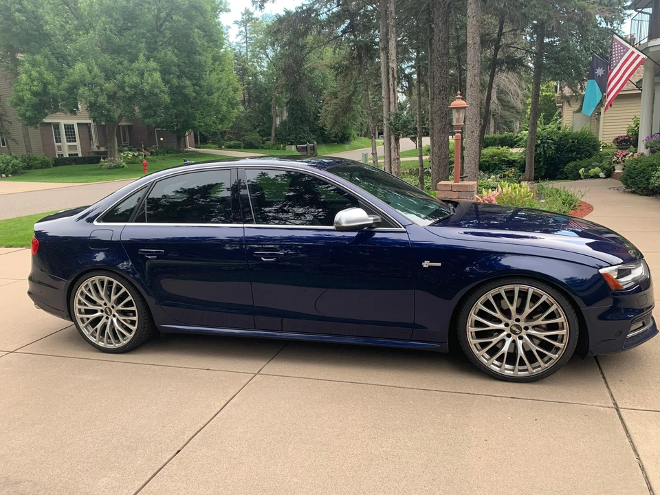 2013 Audi B8 S4 - Image 11 of 31