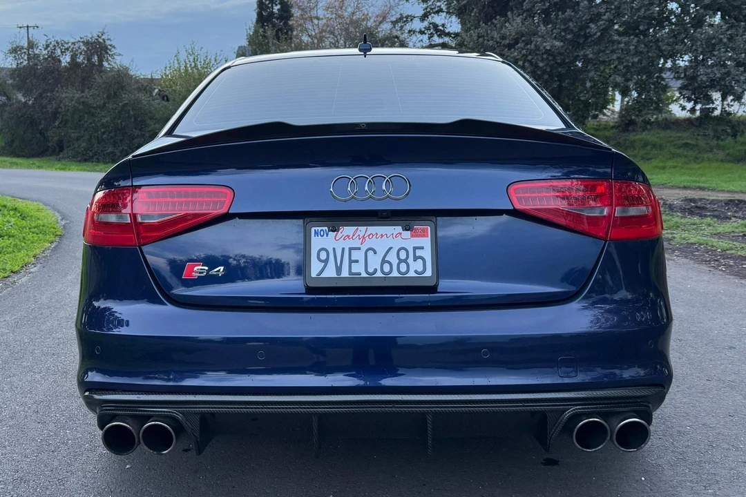 2013 Audi B8 S4 - Image 5 of 30