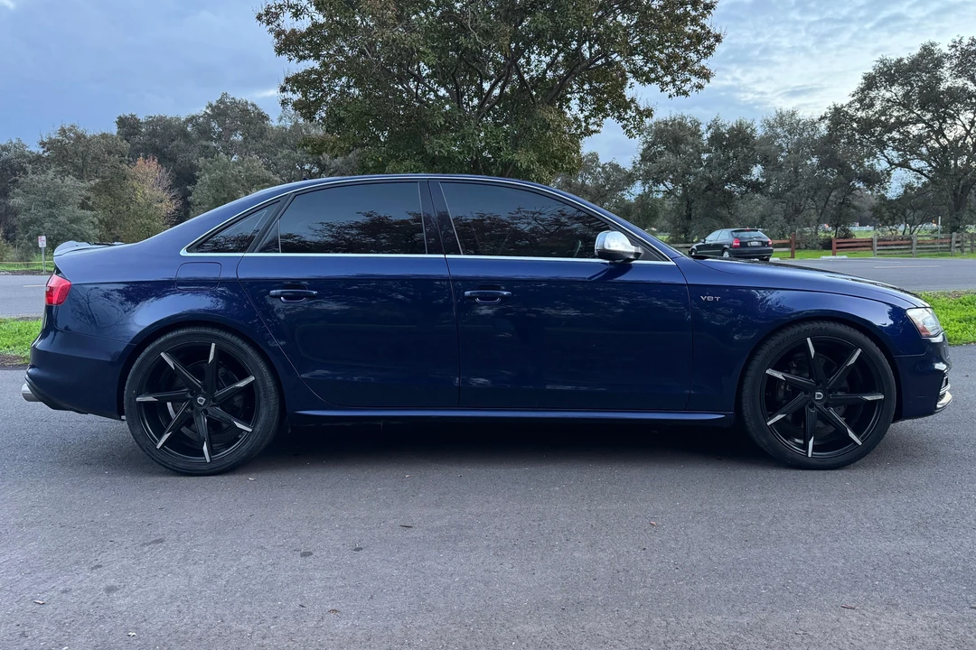 2013 Audi B8 S4 - Image 3 of 30