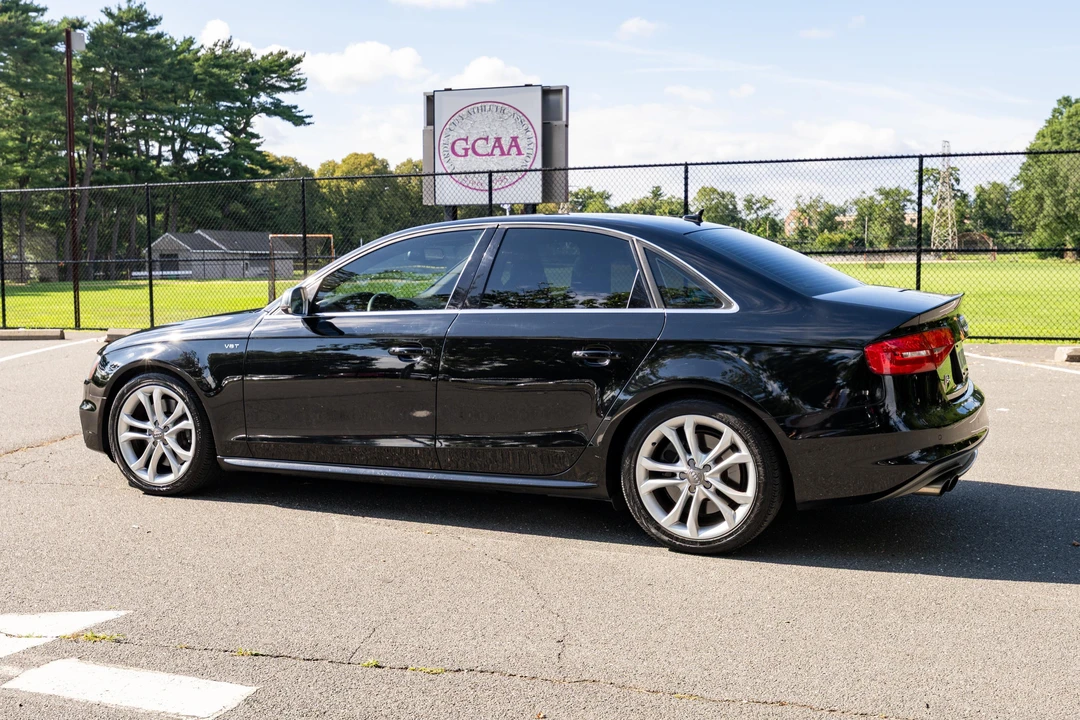 2013 Audi B8 S4 - Image 4 of 31