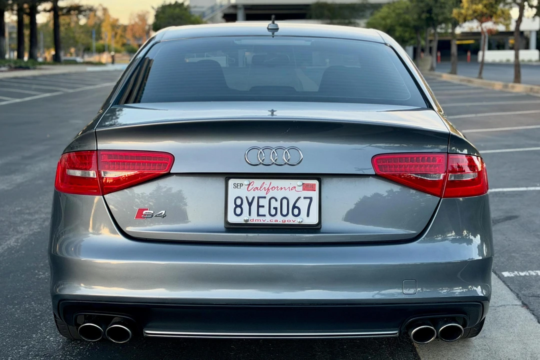 2013 Audi B8 S4 - Image 5 of 31
