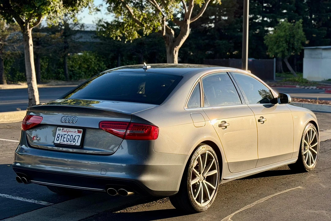 2013 Audi B8 S4 - Image 4 of 31