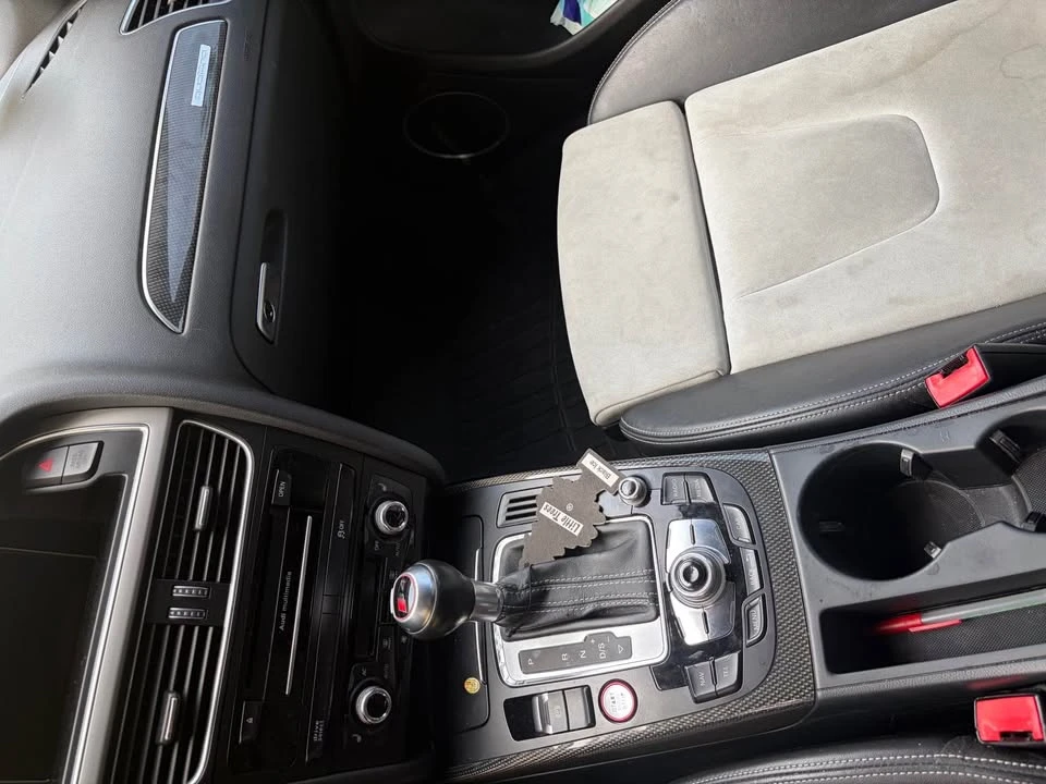2013 Audi B8 S4 - Image 8 of 9