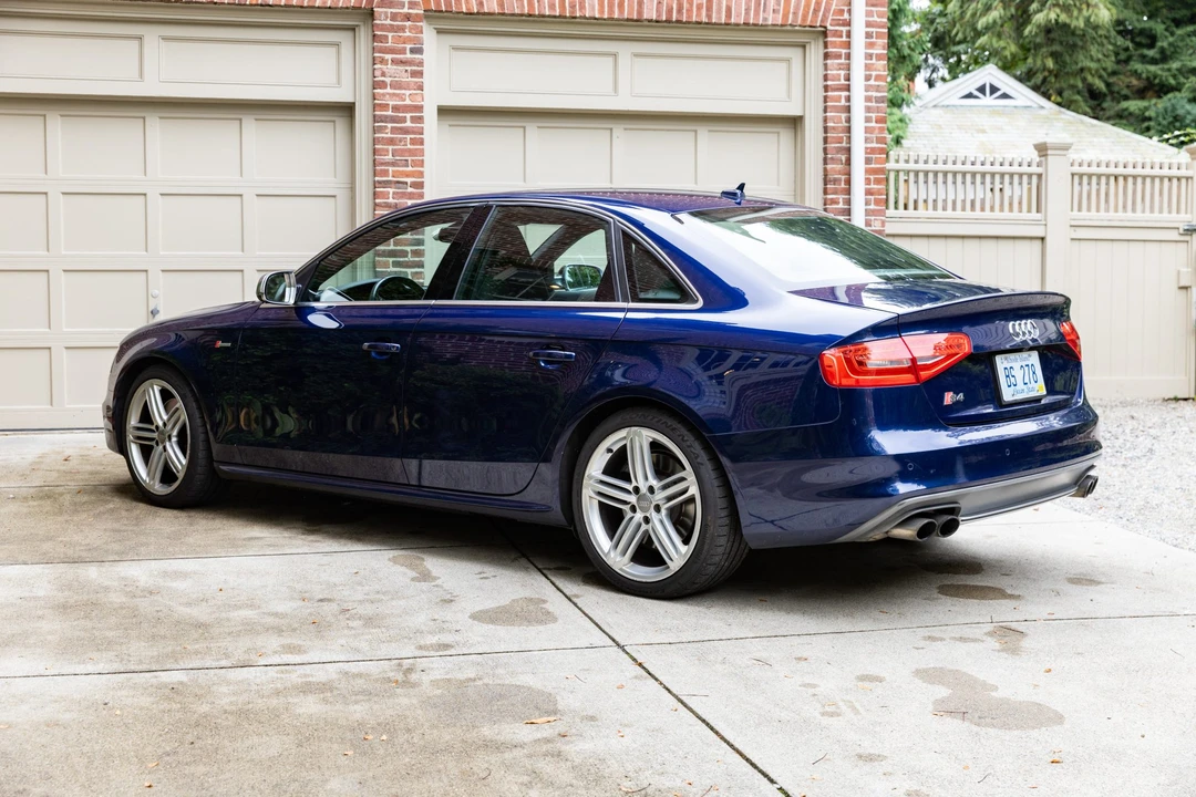 2013 Audi B8 S4 - Image 8 of 31