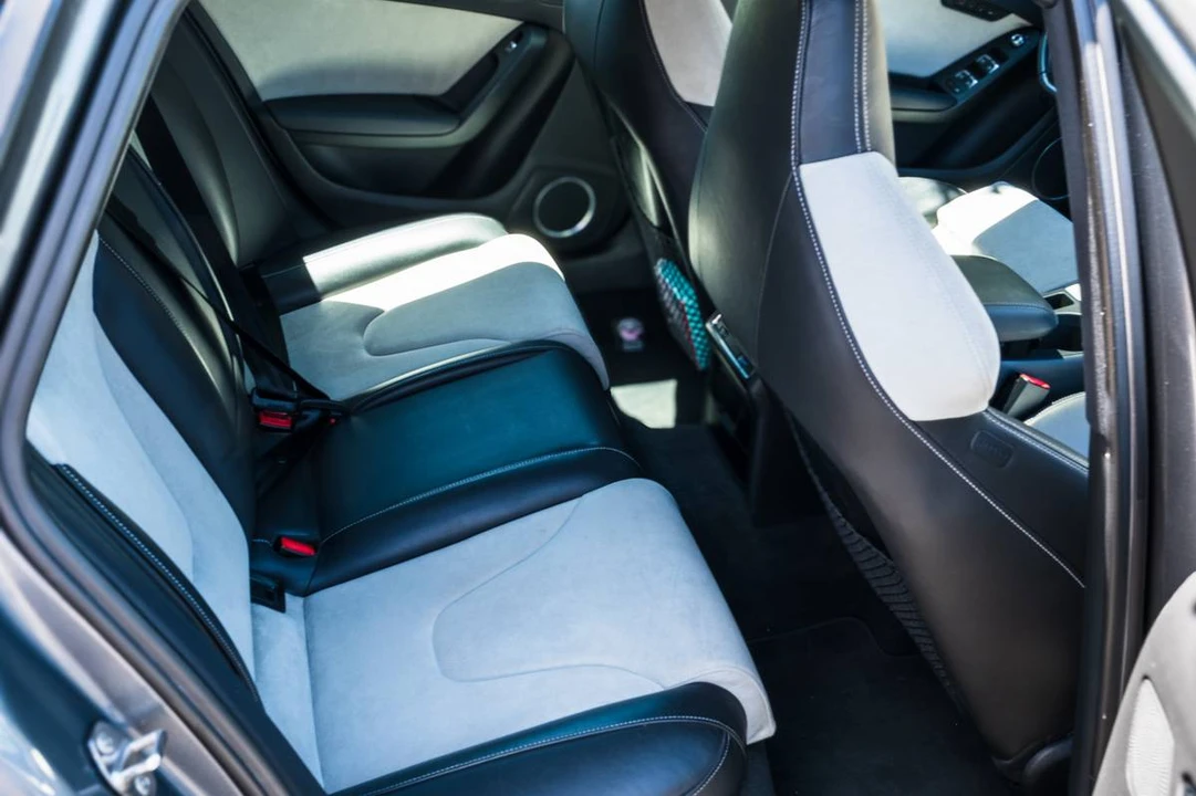 2013 Audi B8 S4 - Image 5 of 16