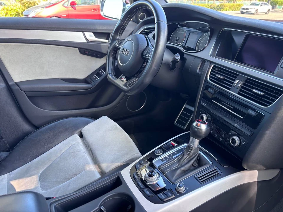 2013 Audi B8 S4 - Image 10 of 13